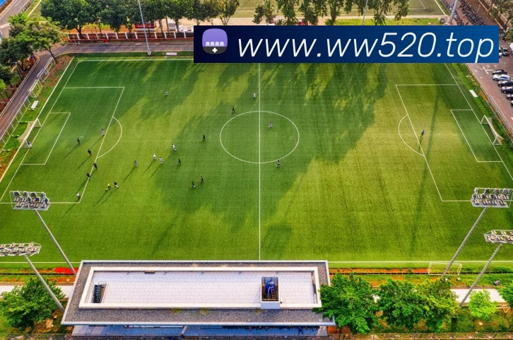 台湾名嘴怒批张本智和！国乒小将压力大，首轮“抗日”，期待爆冷